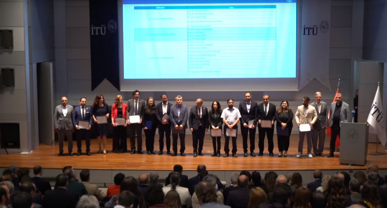 ITU-2022-academic-performance-awards